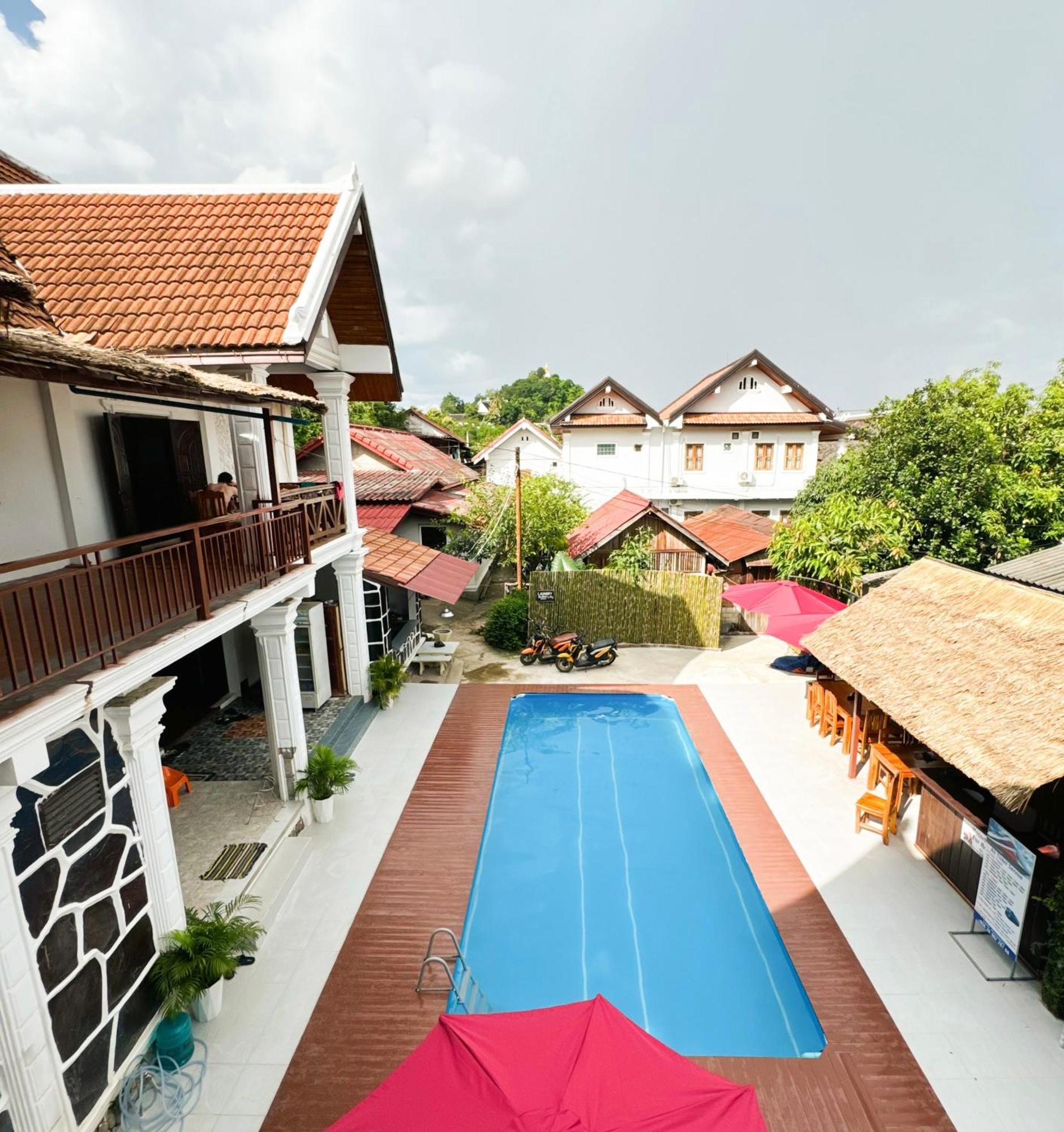 Sabai Sabai Backpackers Hostel หลวงพระบาง ภายนอก รูปภาพ