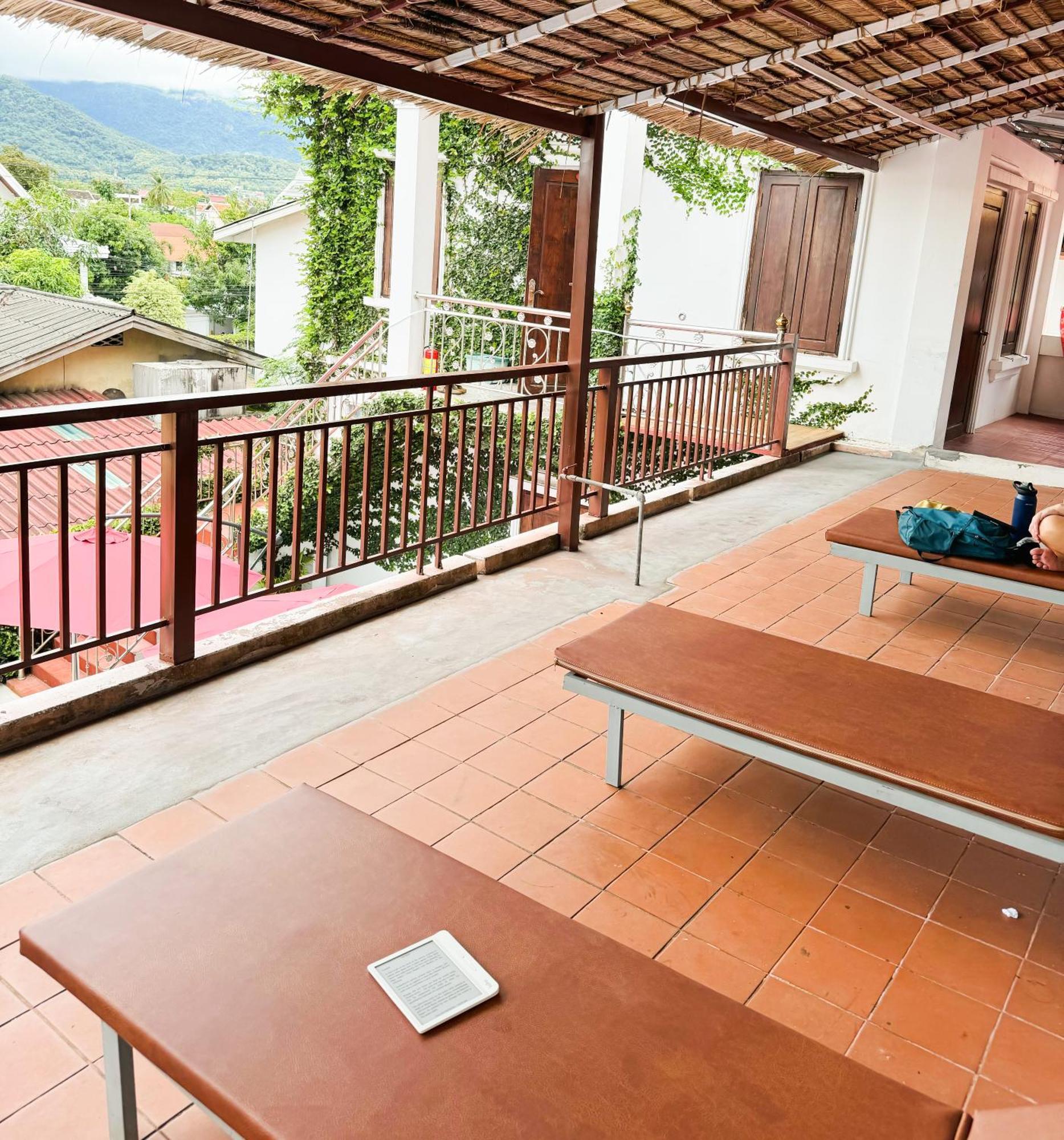 Sabai Sabai Backpackers Hostel หลวงพระบาง ภายนอก รูปภาพ